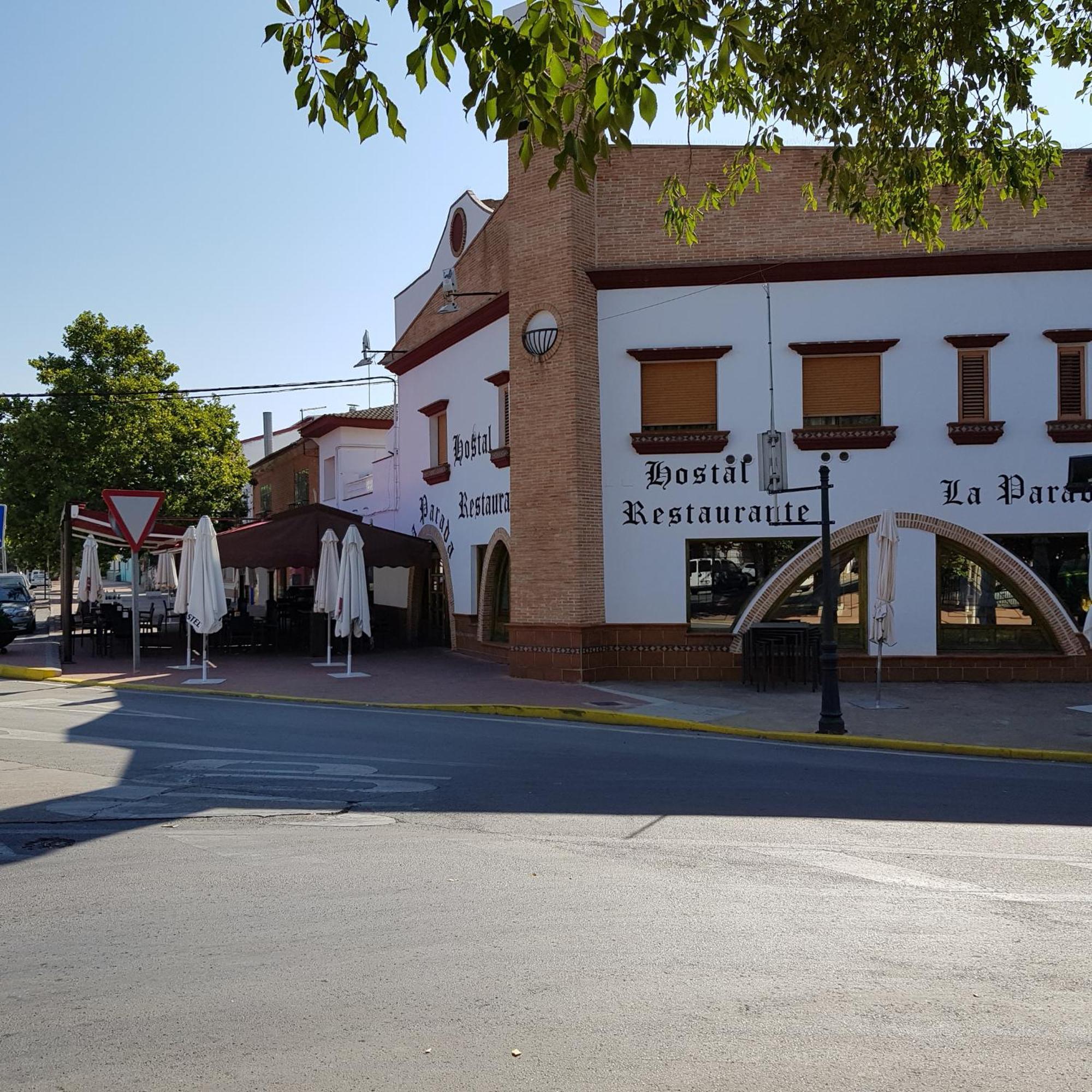 Hostal La Parada Pedro Muñoz Eksteriør billede